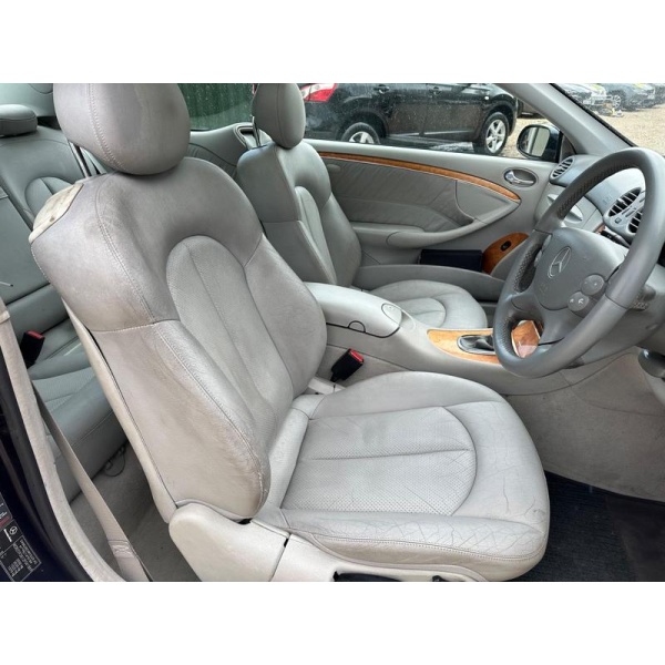 Mercedes-Benz CLK - 2.6 CLK240 Elegance 2dr
