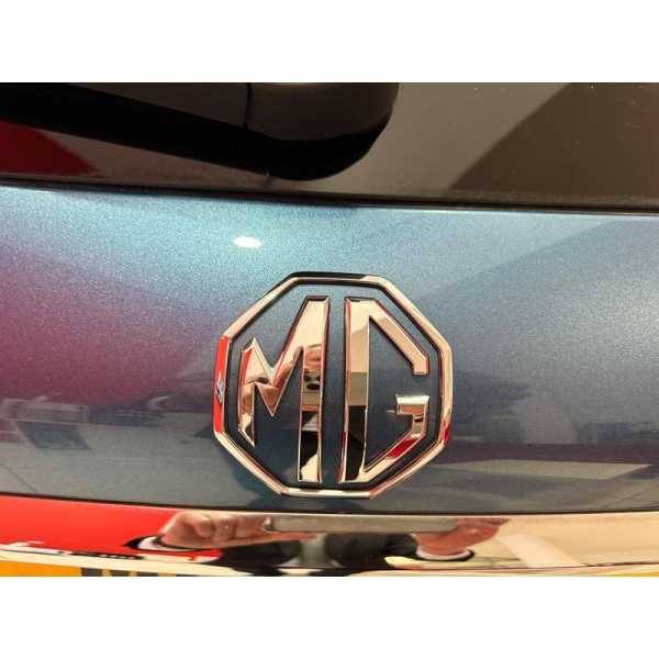MG MG5 - 61.1kWh Trophy Auto 5dr