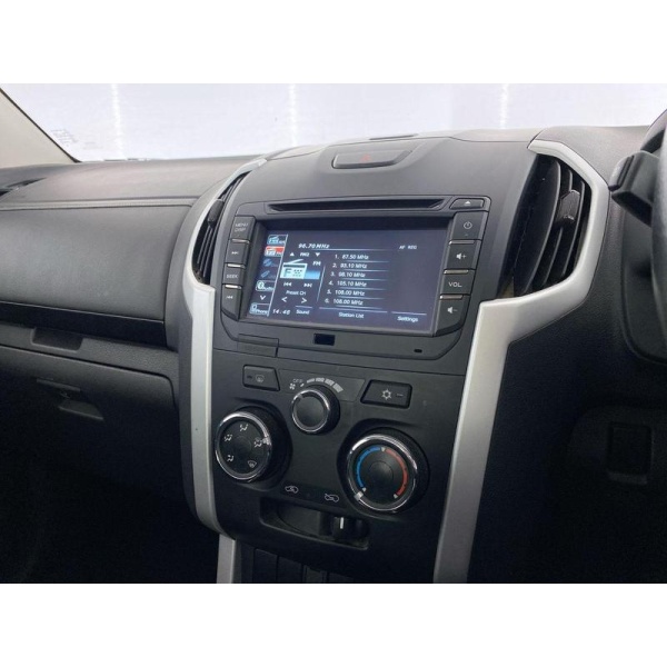 Isuzu D-max - YUKON DCB 1.9