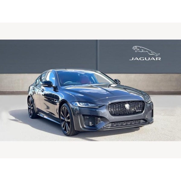 Jaguar XE - 2.0 P250 R-Dynamic HSE Black 4dr