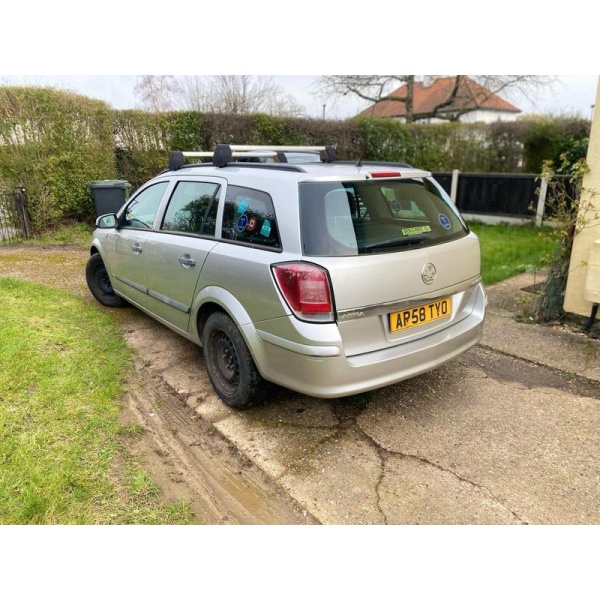 Vauxhall Astra - 1.7 CDTi ecoFLEX Life Estate 5dr Diesel Manual (a/c) (119 g/km, 108 bhp)