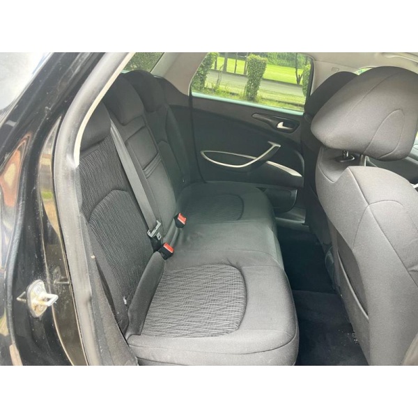 Citroen C5 - 1.6 HDi VTR+ Tourer Euro 5 5dr (SNav)