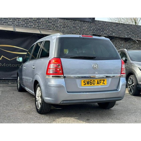 Vauxhall Zafira - 1.9 CDTi Elite Auto Euro 4 5dr