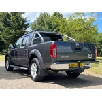 Nissan Navara - 2.5 dCi Tekna Auto 4WD Euro 5 4dr