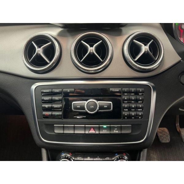 Mercedes-Benz CLA - 1.6 CLA180 SPORT 4d 122 BHP