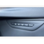 Jaguar XE - 2.0 D200 R-Dynamic SE Black 4dr Auto