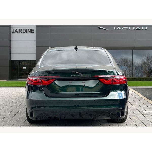 Jaguar XF - 2.0 D200 R-Dynamic HSE Black 4dr Auto