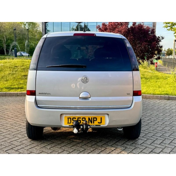 Vauxhall Meriva - 1.8i 16v Design 5dr (a/c)