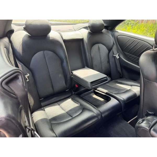 Mercedes-Benz CLK - 3.0 CLK320 CDI Sport 7G-Tronic 2dr
