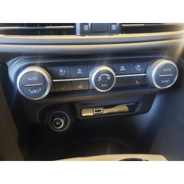 Alfa Romeo Giulia - 2.0 Turbo Petrol 280hp Veloce 4dr