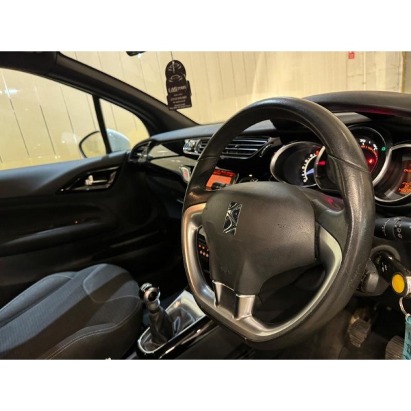 Citroen DS3 - 1.6 e-HDi Airdream DStyle Euro 5 (s/s) 3dr