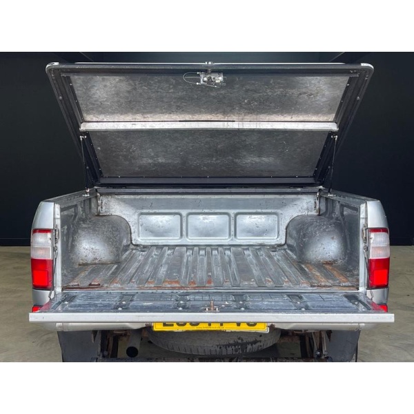 Toyota Hilux - 2.5 Invincible 4dr