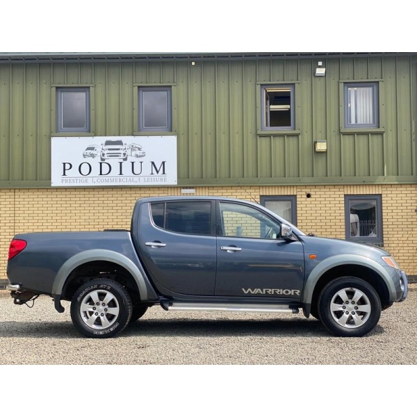 Mitsubishi L200 - 2.5 DI-D Warrior 4WD 4dr