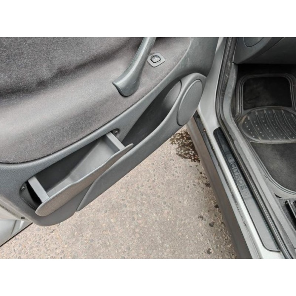 Citroen C5 - 2.0 HDi LX 5dr