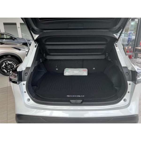 Nissan Qashqai - 1.3 DIG-T MHEV N-Connecta Euro 6 (s/s) 5dr