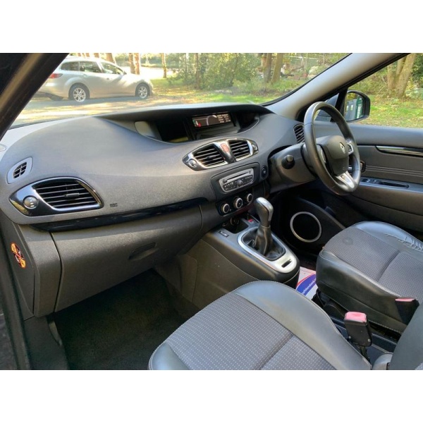 Renault Grand Scenic - 1.5 dCi Dynamique TomTom EDC Euro 5 5dr