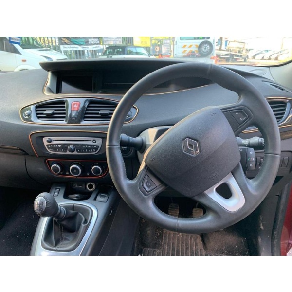 Renault Grand Scenic - 1.5 dCi Dynamique TomTom Euro 5 5dr