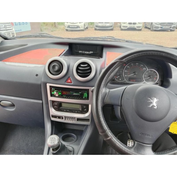 Peugeot 1007 - 1.4 HDi Sport 3dr