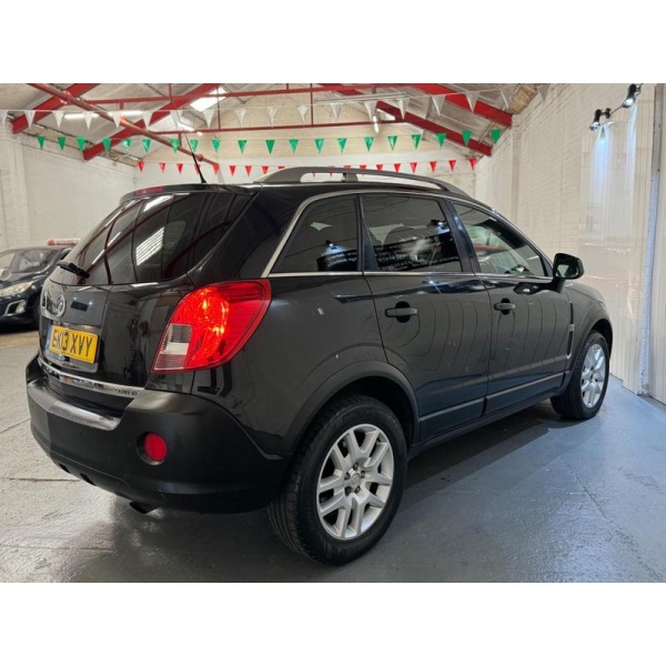 Vauxhall Antara - 2.2 CDTi Exclusiv 4WD Euro 5 (s/s) 5dr