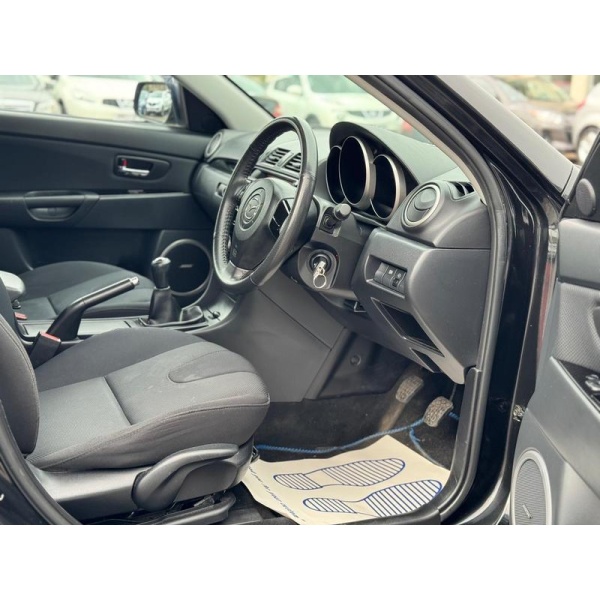 Mazda Mazda3 - 1.6 Sport 4dr