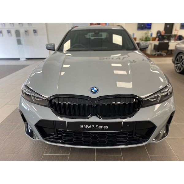 BMW 3 Series - 2.0 330e 12kWh M Sport Touring Auto xDrive Euro 6 (s/s) 5dr