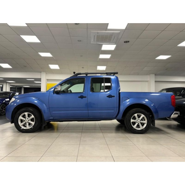Nissan Navara - 2.5 dCi Tekna 4WD Euro 5 4dr