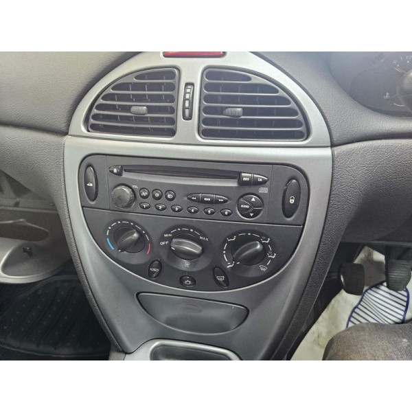Citroen C5 - 2.0 HDi LX 5dr