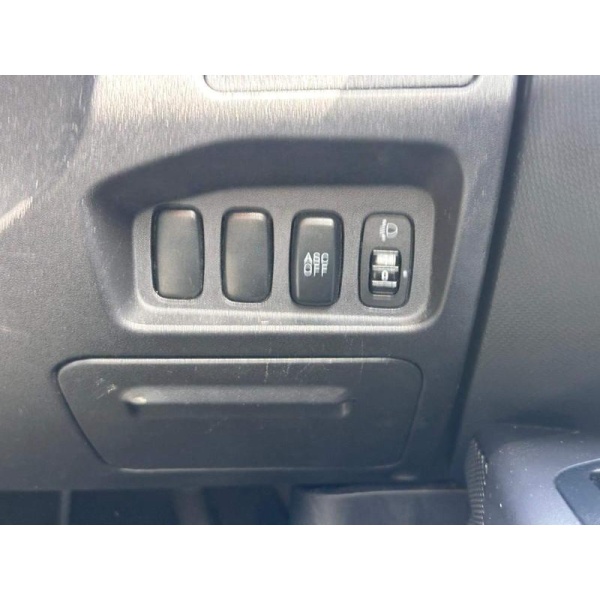 Mitsubishi Outlander - 2.0 DI-DC Warrior 4WD Euro 4 5dr