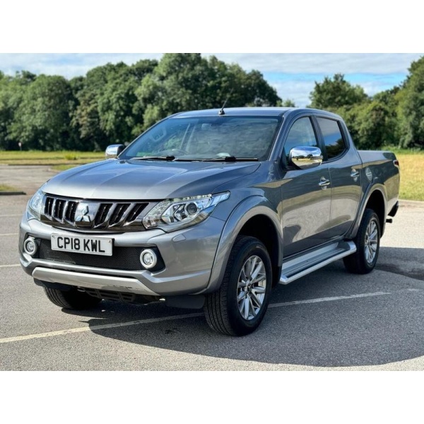 Mitsubishi L200 - 2.4 DI-D 4WD BARBARIAN DCB 178 BHP NO VAT NO VAT !!!!!!