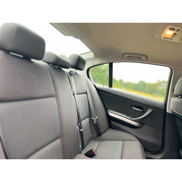 BMW 3 Series - 2.0 320i SE Euro 4 4dr