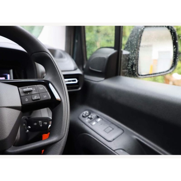 Citroen E-berlingo - 52kWh PLUS M XL MPV Auto 5dr (7.4kW Charger)