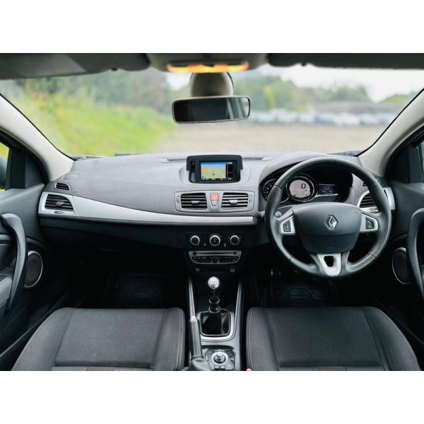 Renault Megane - 1.6 16V Dynamique TomTom Euro 5 3dr