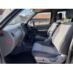 Nissan Navara - 2.5 Di Sport Pickup 4dr Diesel Manual (133 bhp)