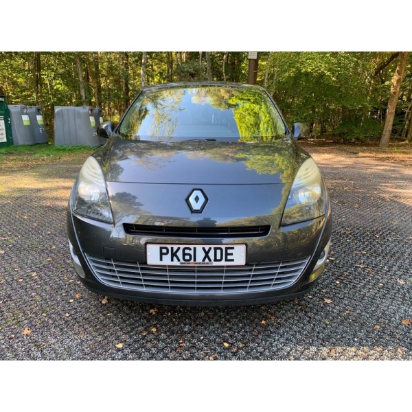 Renault Grand Scenic - 1.5 dCi Dynamique TomTom EDC Euro 5 5dr