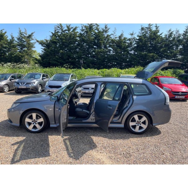 Saab 9-3 - 1.9 TiD Vector Sport Sportwagon Auto Euro 4 5dr