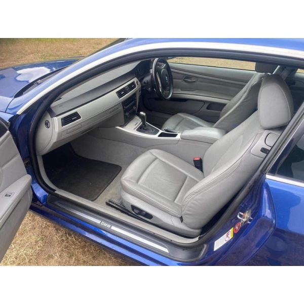BMW 3 Series - 3.0 330i SE Steptronic Euro 4 2dr