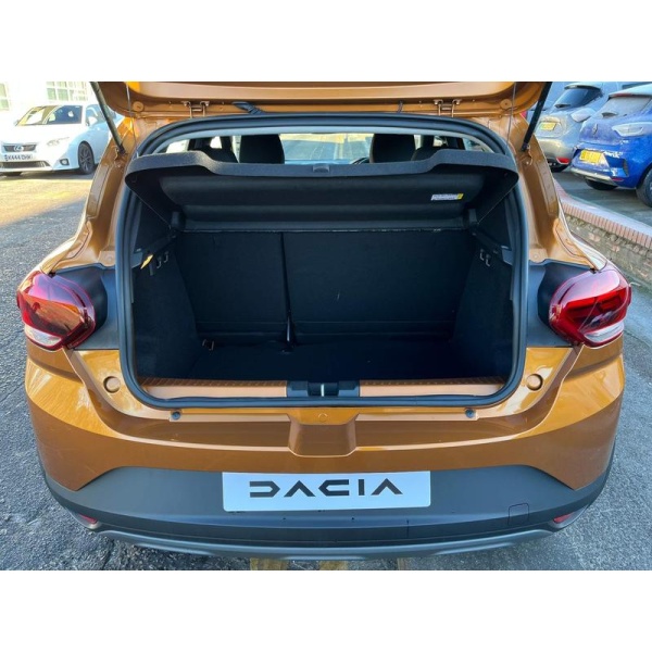 Dacia Sandero - Stepway Essential TCe 90 MY23 1.0 5dr