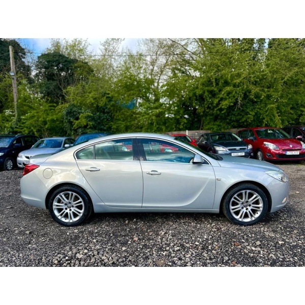Vauxhall Insignia - 1.8i 16v Exclusiv Euro 5 4dr