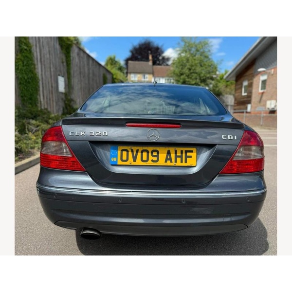 Mercedes-Benz CLK - 3.0 CLK320 CDI Sport 7G-Tronic 2dr