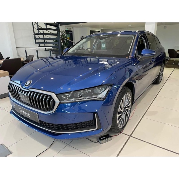 SKODA Superb - 2.0 TDI Laurin & Klement DSG 4WD Euro 6 (s/s) 5dr