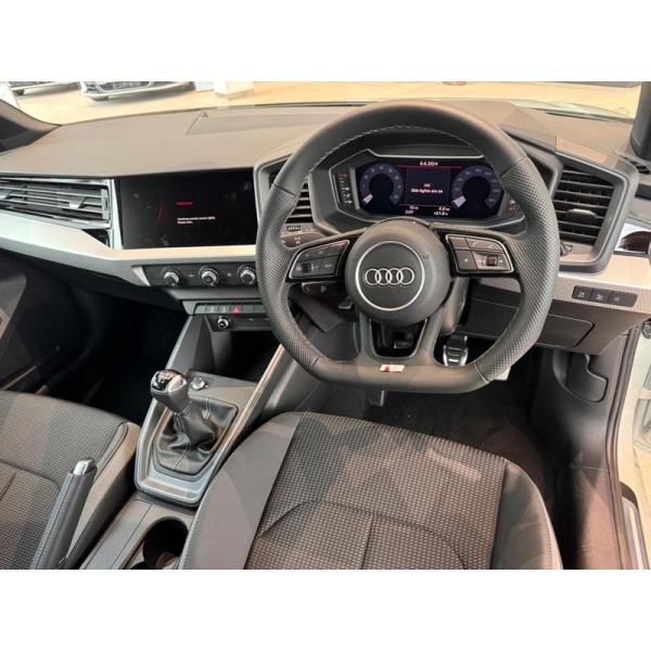 Audi A1 - 1.0 TFSI 25 Black Edition Sportback Euro 6 (s/s) 5dr