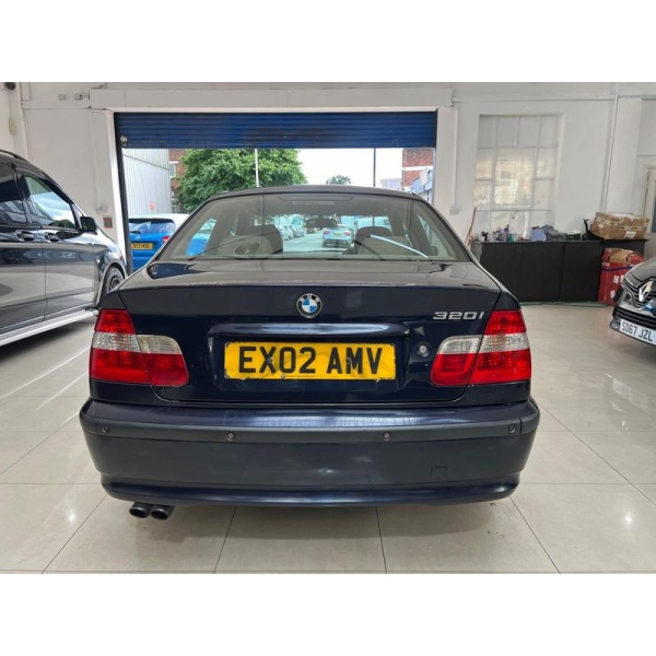 BMW 3 Series - 2.2 320i SE 4dr