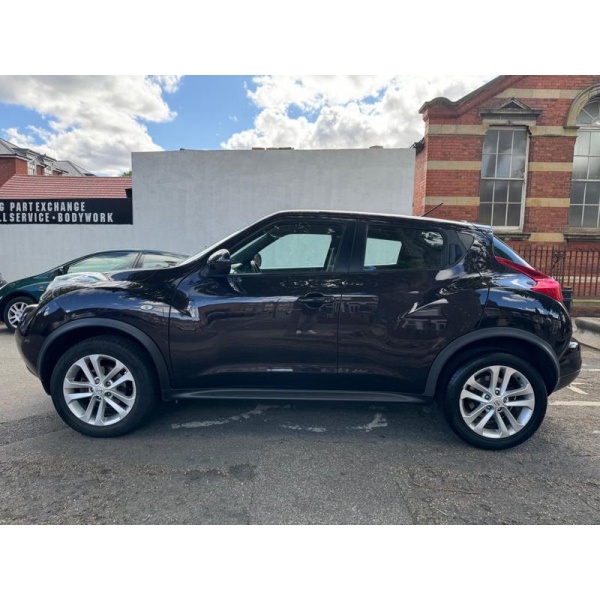 Nissan Juke - 1.6 Acenta Euro 5 (s/s) 5dr