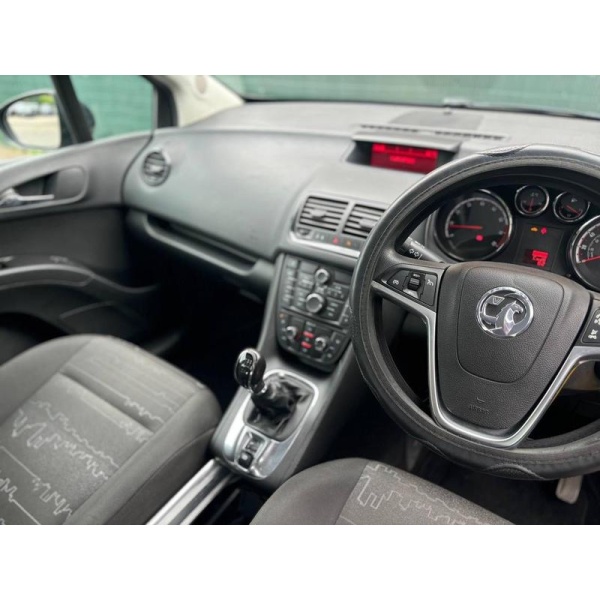 Vauxhall Meriva - 5dr