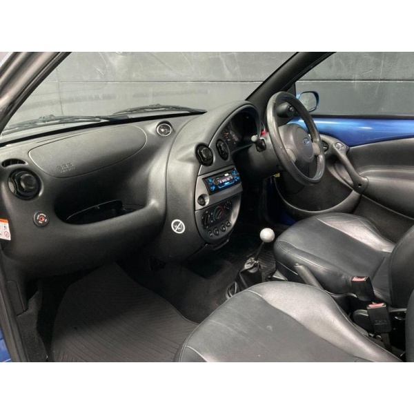 Ford Street KA - 1.6 8V LUXURY 2d 94 BHP