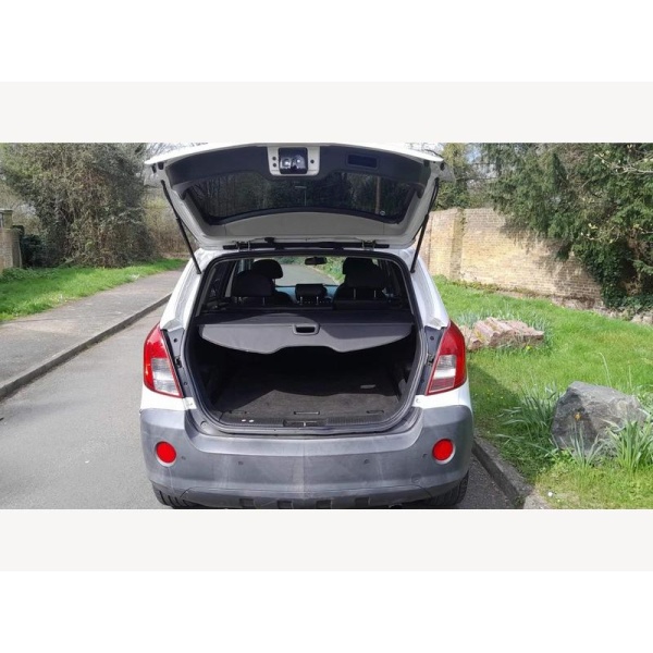 Vauxhall Antara - 2.2 CDTi Exclusiv 4WD Euro 5 (s/s) 5dr