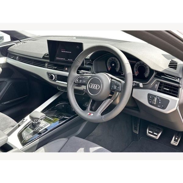 Audi A5 Coupe - AUDI A5 Coupe S line 35 TFSI 150 PS S tronic 2.0 2dr