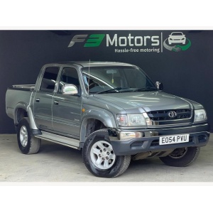 Toyota Hilux - 2.5 Invincible 4dr