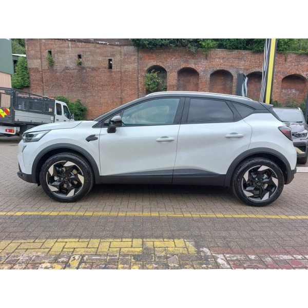 Renault Captur - techno E-Tech full hybrid 145 ^MY25] 1.6 5dr