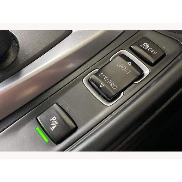 BMW 3 SERIES - 330e M Sport 4 Door Step Automatic 2.0